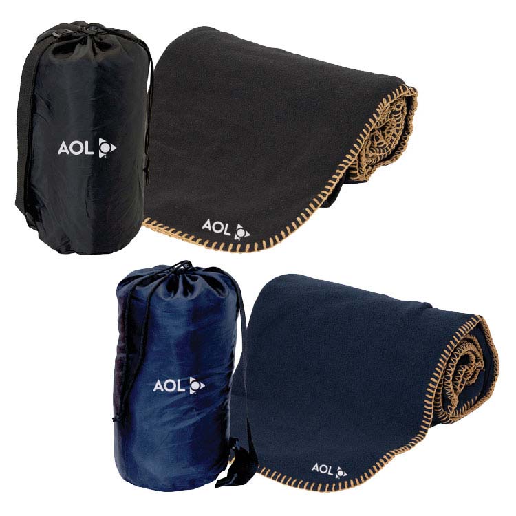 Couverture en molleton dans un sac