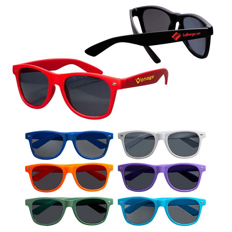 Lunettes de soleil mode au fini caoutchouté