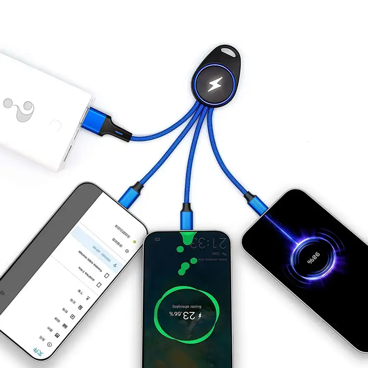 Câble de chargement DEL avec porte-clés #2