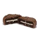 Biscuit sandwich enrobé de chocolat avec emballage personnalisé