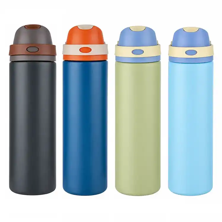 Bouteille Babine 24 oz avec couvercle à bec et paille