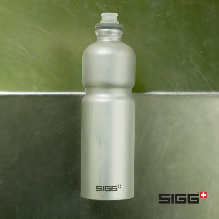 SIGG Move MyPlanet 25 oz Recycled Aluminium Bottle #4