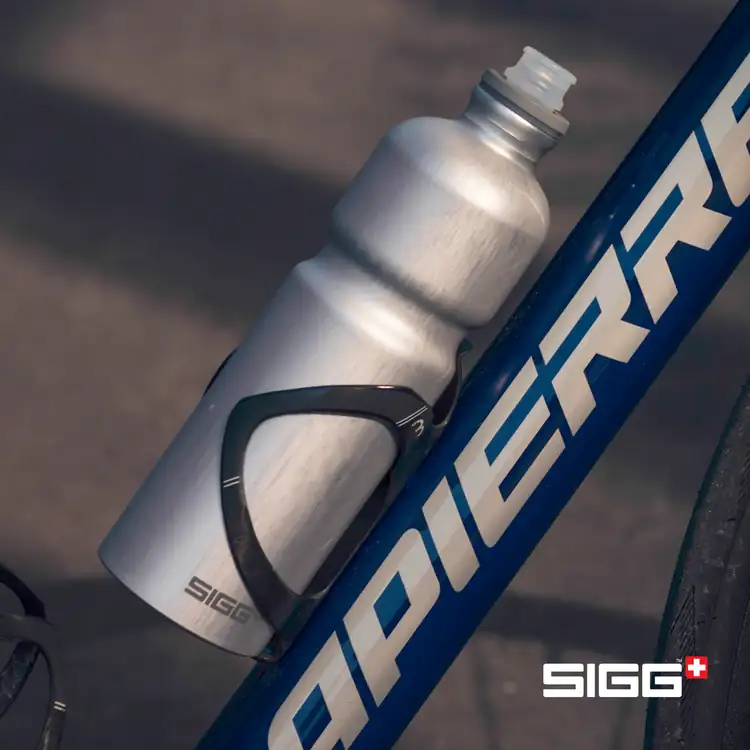 SIGG Move MyPlanet 25 oz Recycled Aluminium Bottle #5