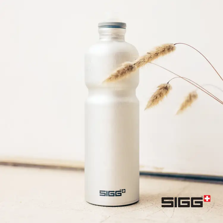 SIGG Move MyPlanet 25 oz Recycled Aluminium Bottle #8