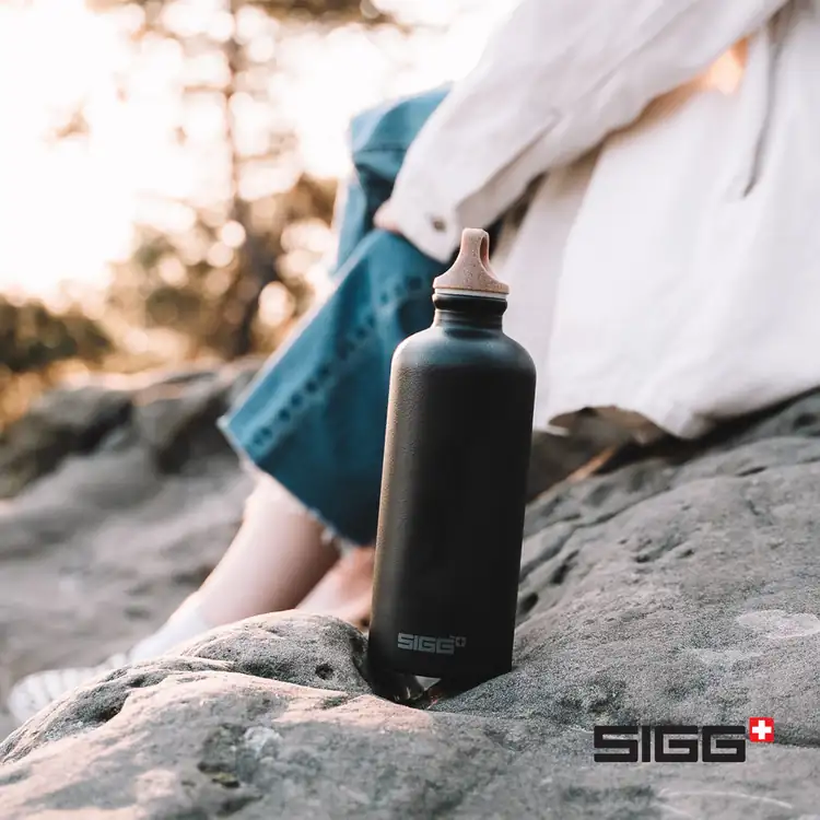 SIGG Traveller MyPlanet 34 oz Bottle #5