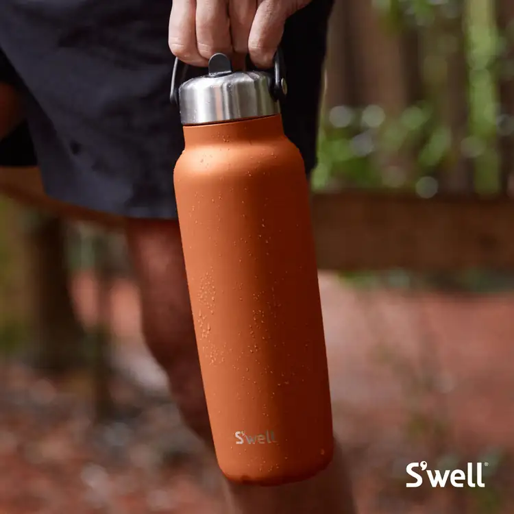Bouteille isolée S’well Explorer 40 oz avec paille rabattable #12