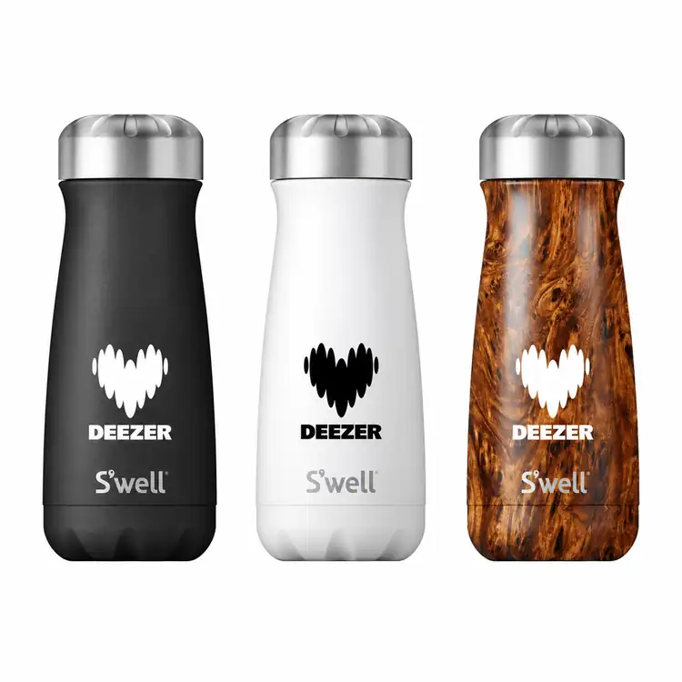 Bouteille isolée S’well Traveler 16 oz