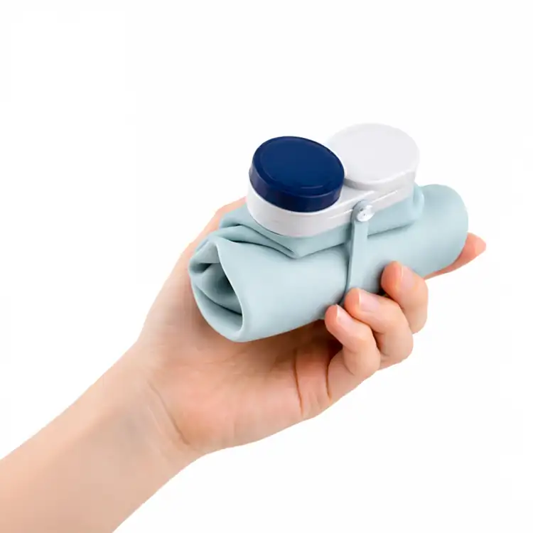 Bouteille pliable 20 oz en silicone avec paille #3