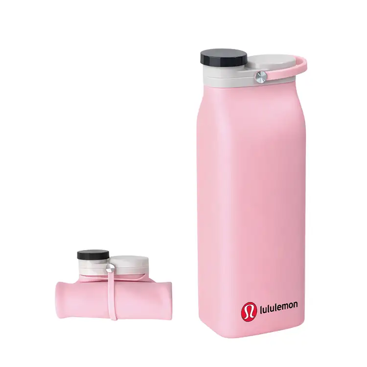 Bouteille pliable 20 oz en silicone avec paille #4