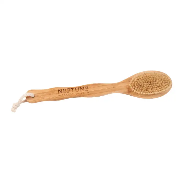 Brosse pour le corps en bambou à long manche