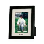 Jamestown Picture Frame for Photo 8" x 10"