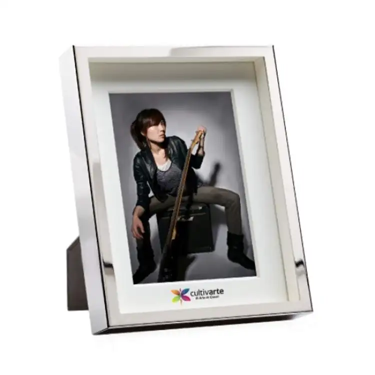 Monarch Picture Frame for Photo 4" x 6"