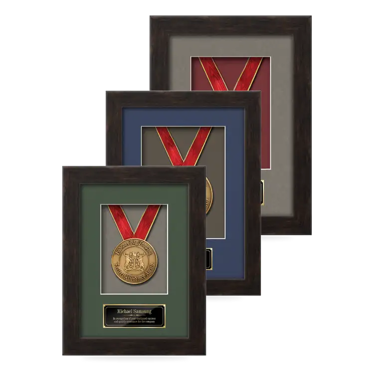 Waterleaf Eldridge Medallion Frame