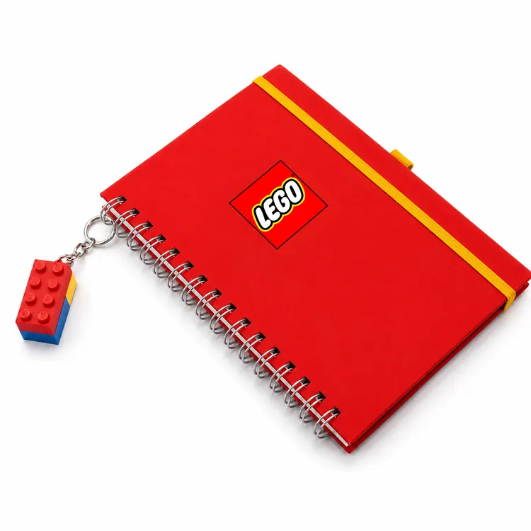 Carnet à spirale avec breloque cubique #2