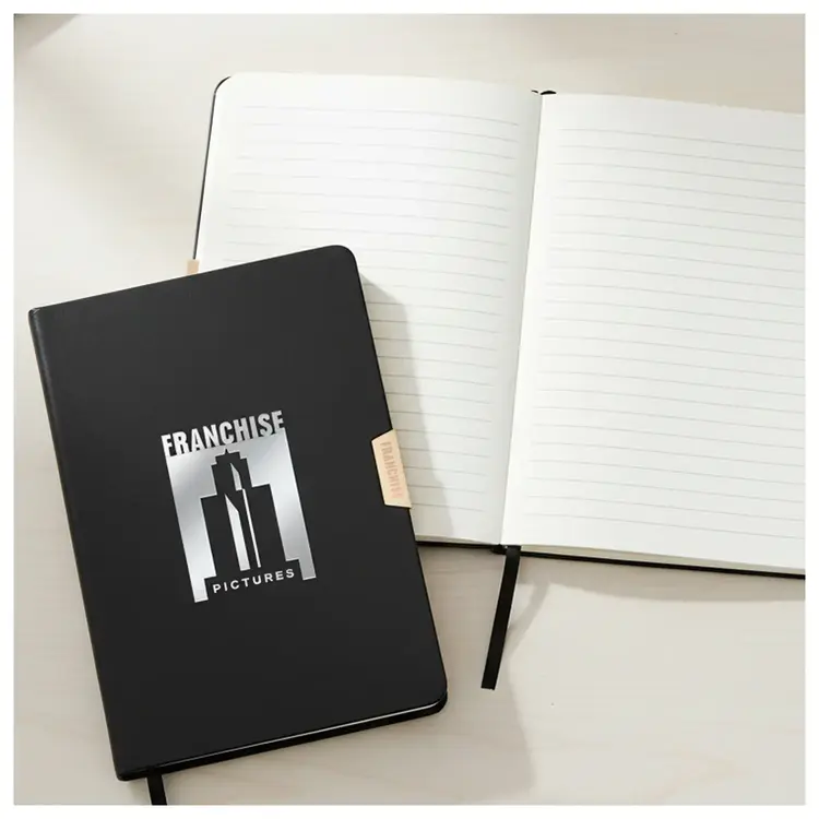 Carnet rigide Bolivar avec accent or de Swiss Force #3