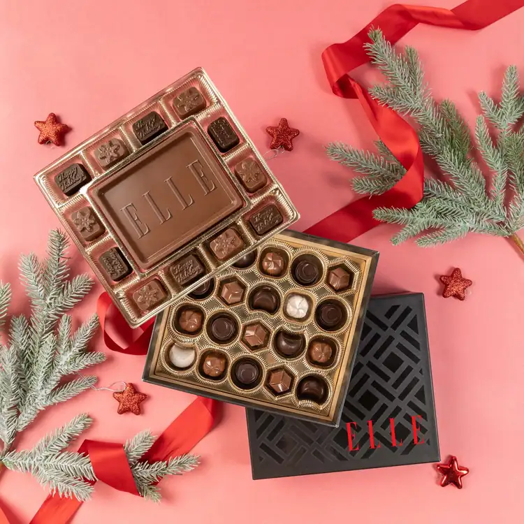Coffret à deux étages de chocolats et truffes avec couvercle noir #7