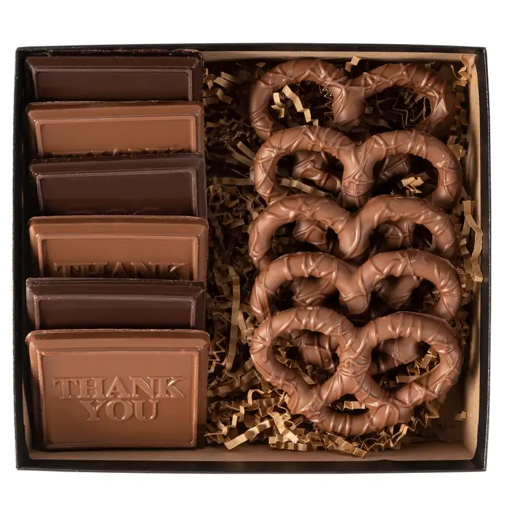 Full Colour Lid Gift Box with 6 Cookies and Chocolate Pretzels #3
