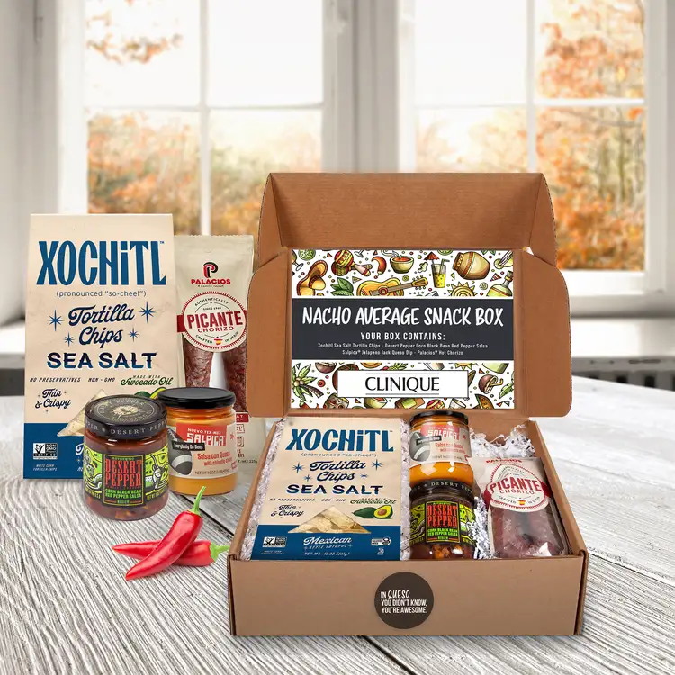 Fiesta gourmet box with chips and dips