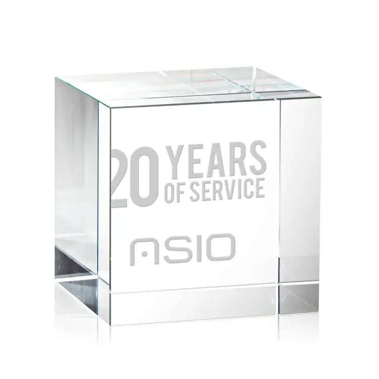 Cube Granby en cristal optique - Gravure #5