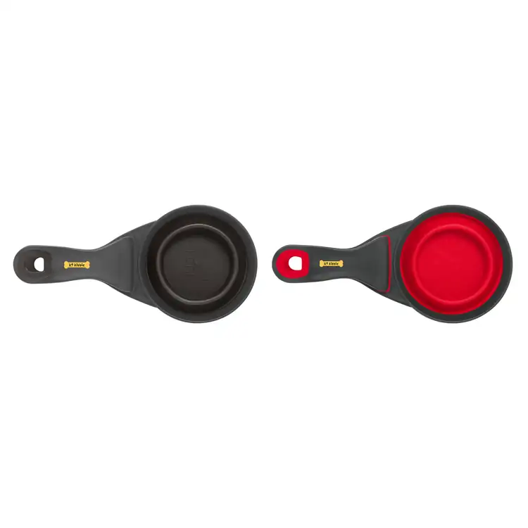 Collapsible Pet Food Scoop with Clip