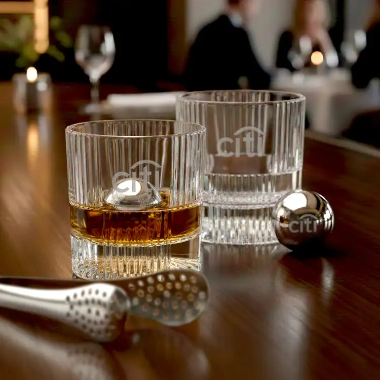 Ensemble Blackwell avec 2 verres à whisky 13 oz et boules réfrigérantes de Swiss Force #4
