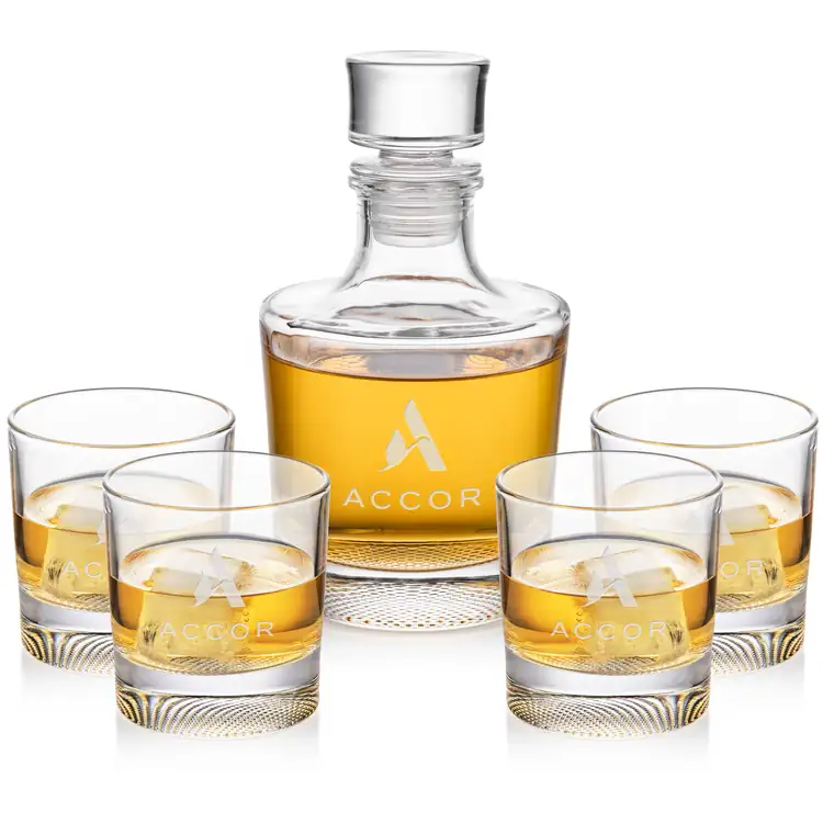 Baldwin Decanter 25 oz and 4 Whisky Glasses
