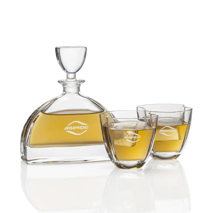 Dalkeith Decanter 24 oz and 2 Whisky Glasses