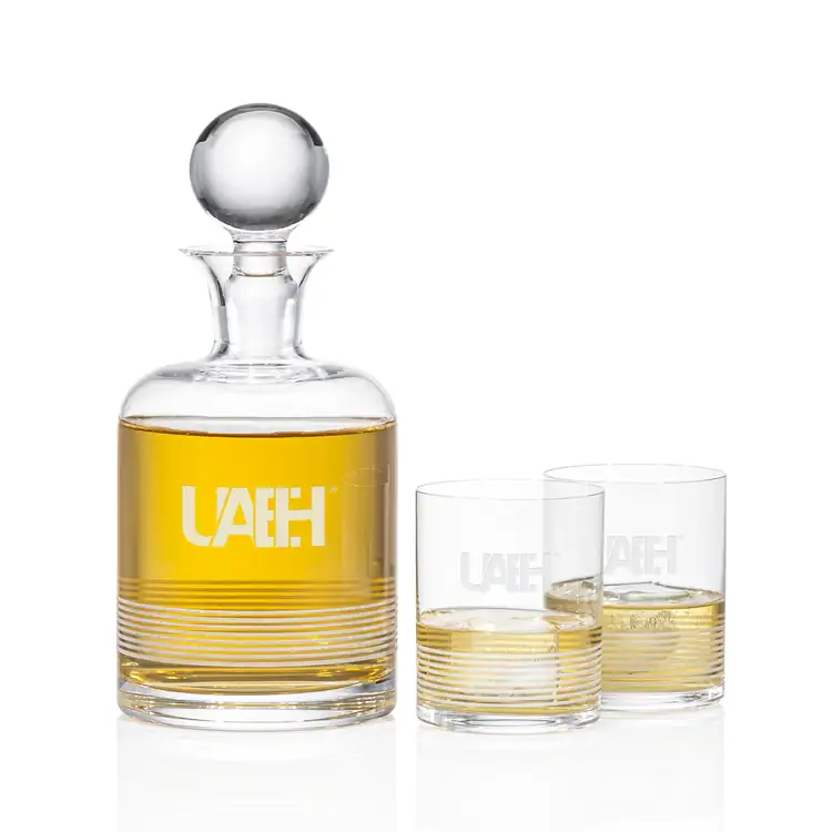 Dorval Decanter 33 oz and 2 Whisky Glasses