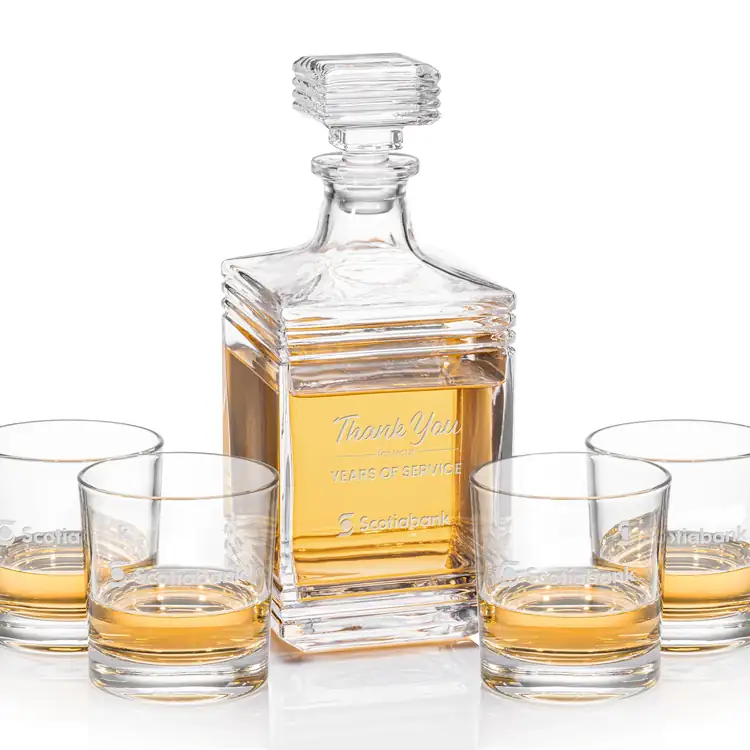 Farmington Decanter 30 oz and 4 Whisky Glasses