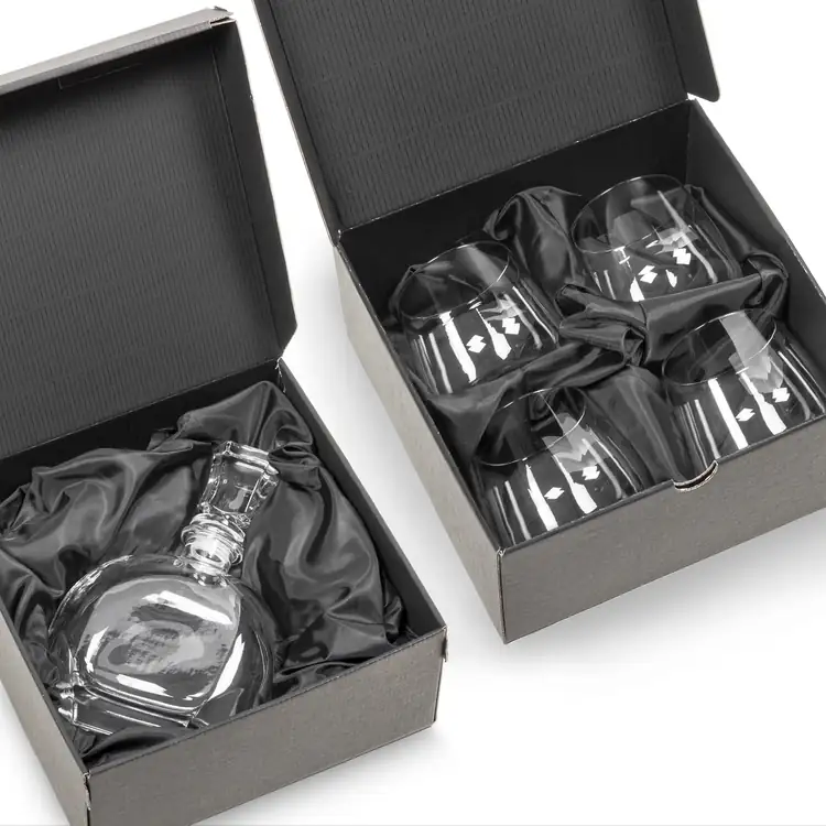Glendale Decanter 28 oz and 4 Whisky Glasses Valemount #2