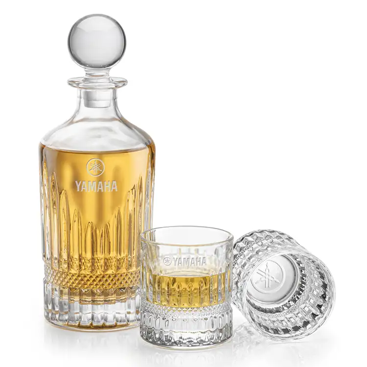 Hathaway Decanter 28 oz and 4 Whisky Glasses #2