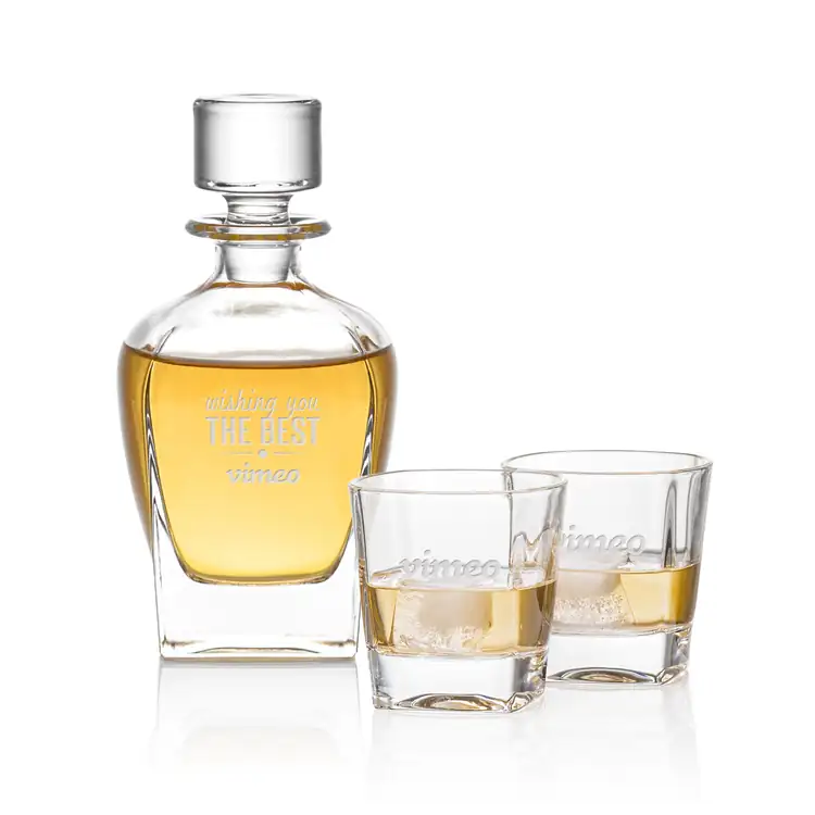 Kansas Decanter 24 oz and 2 Whisky Glasses