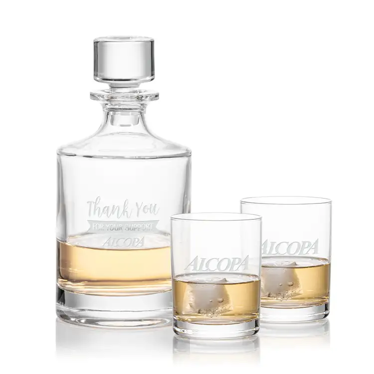 Monterey Decanter 30 oz and 2 Whisky Glasses