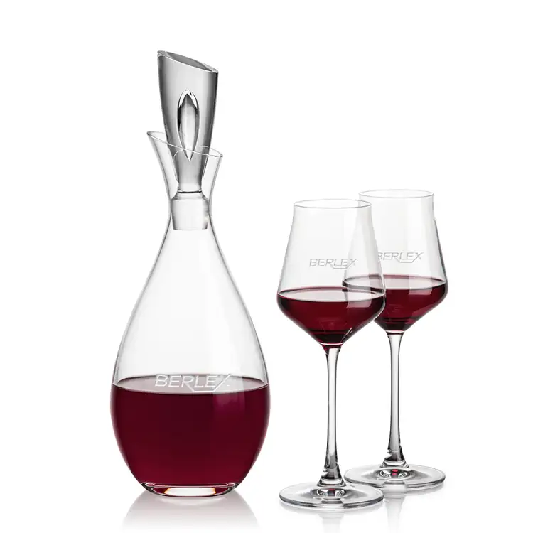 Juliette Wine Decanter 32 oz and 2 Bretton Wine Glasses