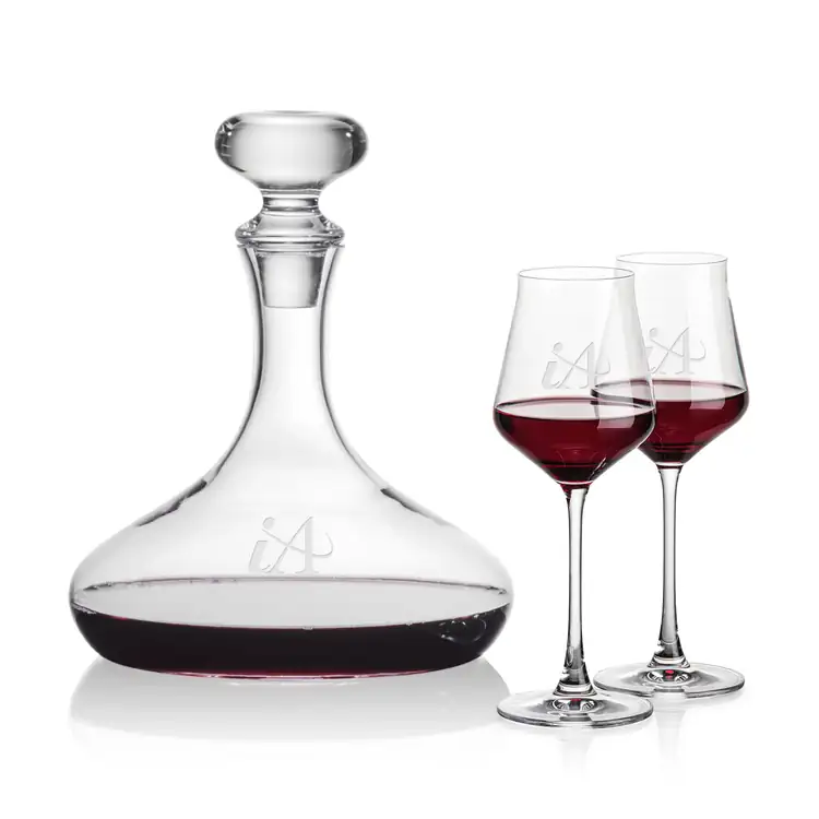 Stratford Wine Decanter 32 oz and 2 Bretton Wine Glasses