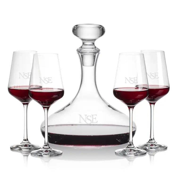 Stratford Wine Decanter 32 oz and 4 Breckland Wine Glasses