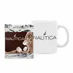 Ensemble tasse et sachet de chocolat chaud