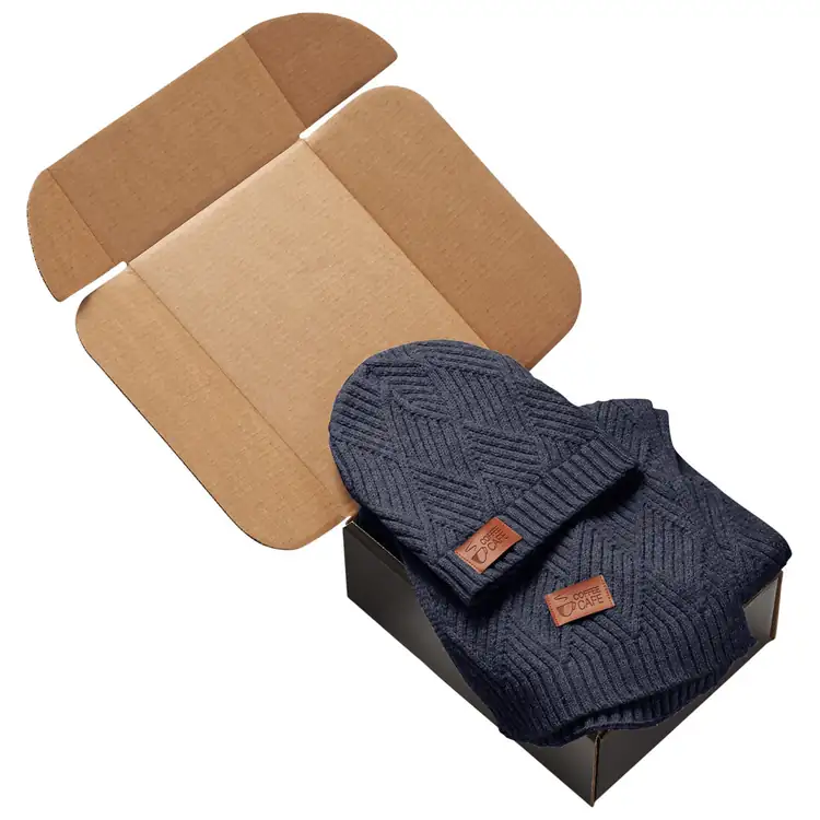 Leeman Trellis Beanie and Scarf Mailer Gift Set #6