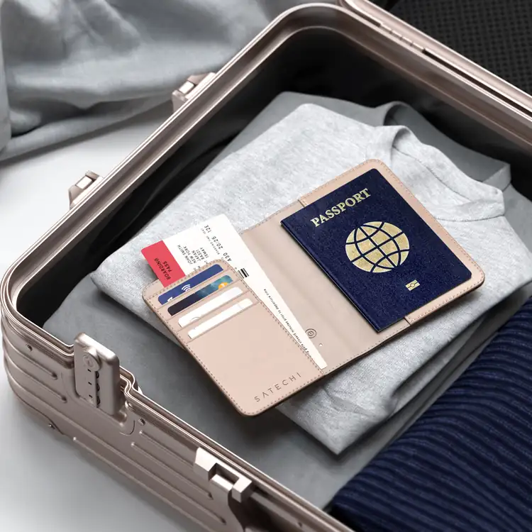SATECHI FindAll Passport Cover with Tracking #10
