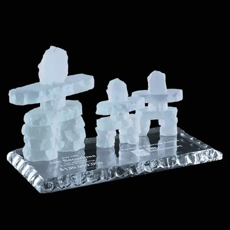 Family of Three Inukshuks on Jade Glass Base