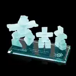 Famille de trois inukshuks sur socle verre jade