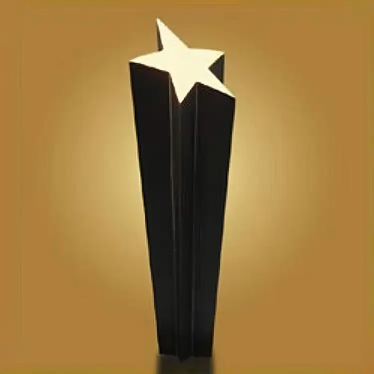 Figurine Shooting Star noire et dorée