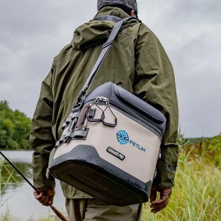 Coleman Pro 16-Can Soft Cooler #5