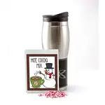 Gobelet de voyage avec chocolat chaud