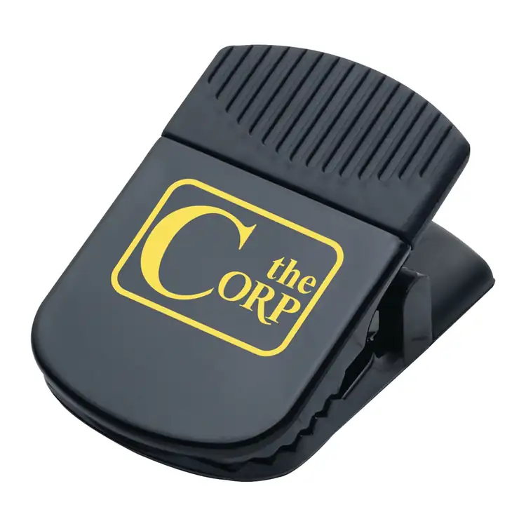 Jumbo magnetic memo clip with rubberized grip