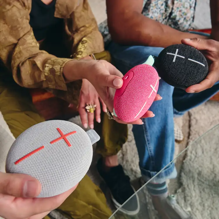 Logitech Ultimate Ears MINIROLL Bluetooth Speaker #17