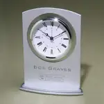 Horloge Silver Arc en verre argenté