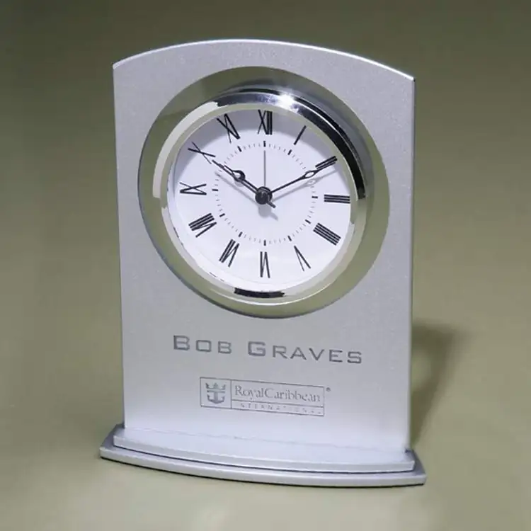 Horloge Silver Arc en verre argenté