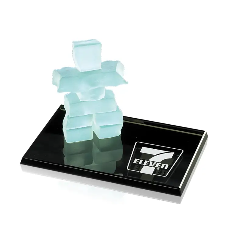 Inukshuk on Black Mirror Base