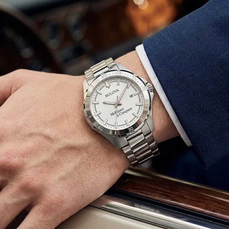 Montre Bulova 38 mm pour homme à cadran blanc et lunette graduée #2